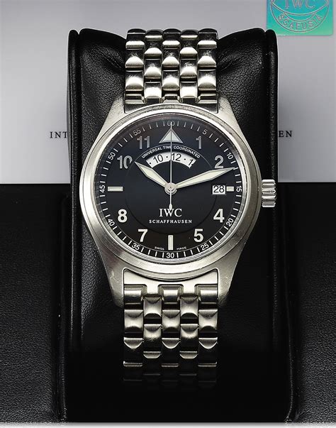 IWC Pilot's Watch Spitfire UTC / Black / Bracelet.